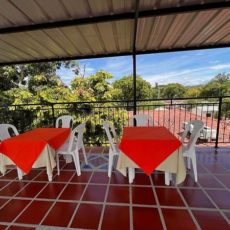 Hotel Colonial Villavieja Bagian luar foto