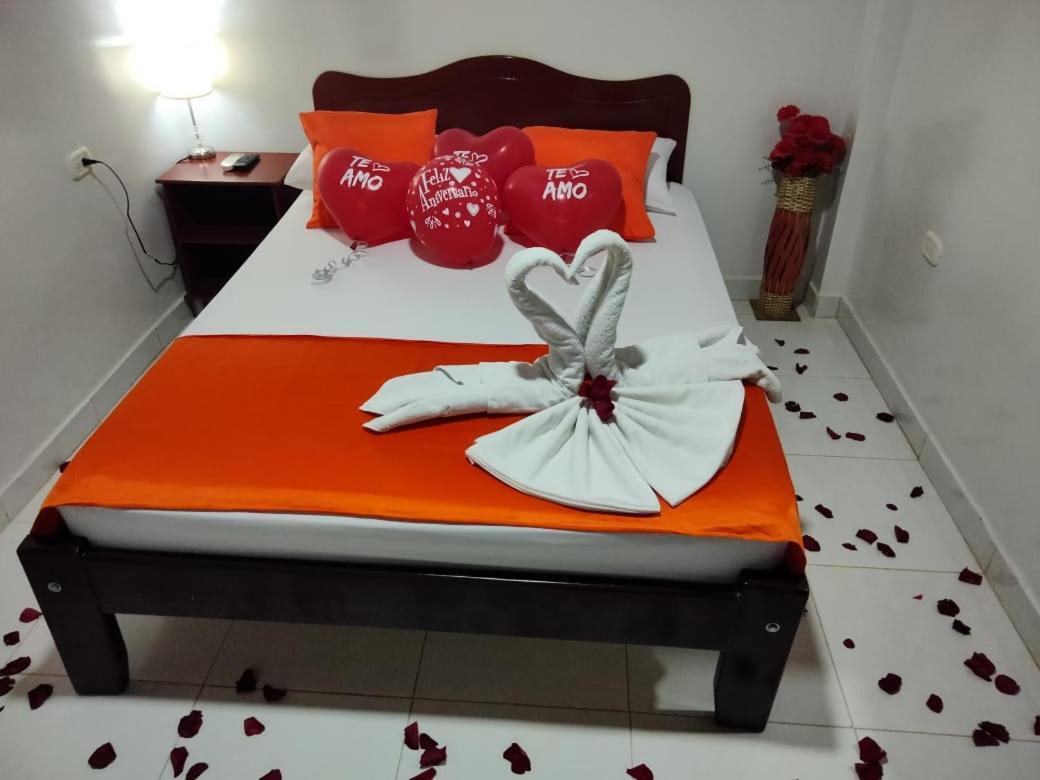 Hotel Colonial Villavieja Bagian luar foto