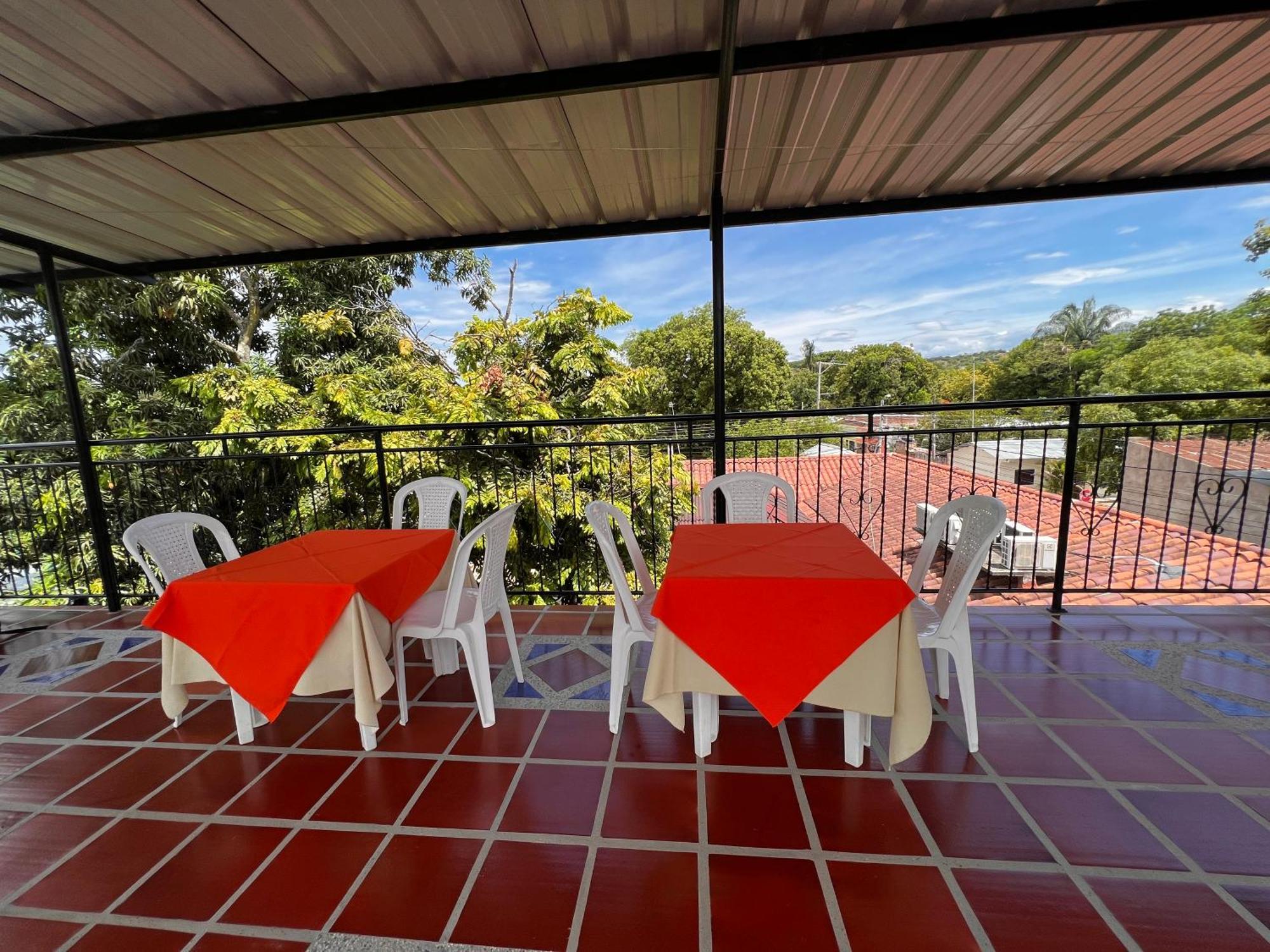 Hotel Colonial Villavieja Bagian luar foto