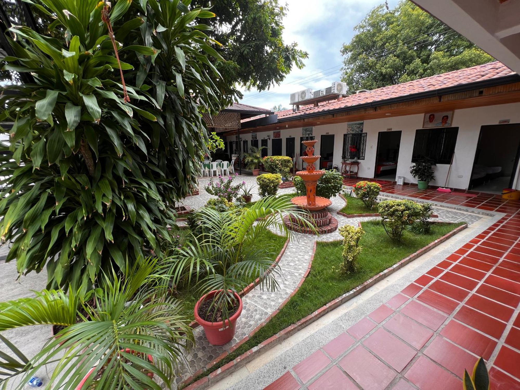 Hotel Colonial Villavieja Bagian luar foto