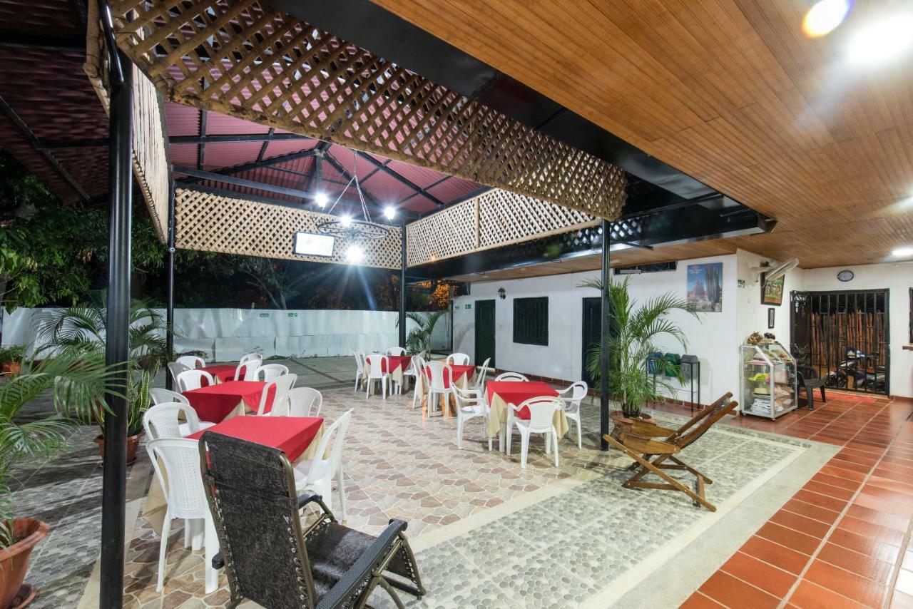 Hotel Colonial Villavieja Bagian luar foto